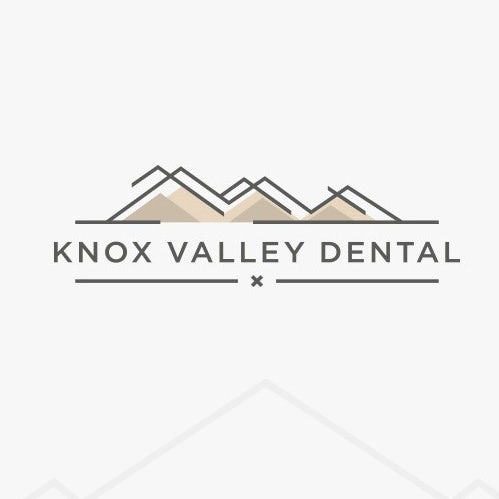 Dentist  logo 